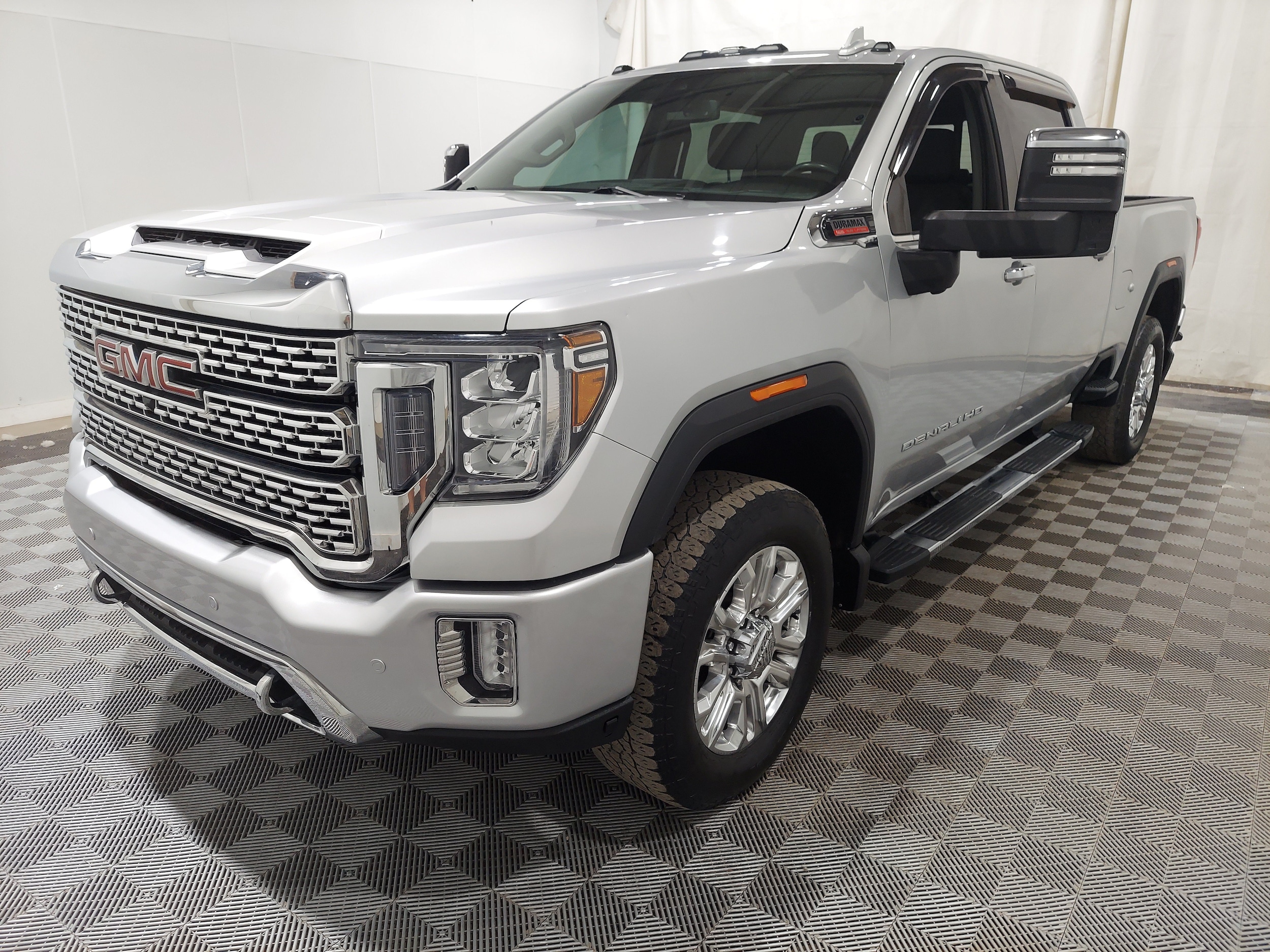 2022 GMC Sierra Denali 4WD Crew Cab Standard Box's photo
