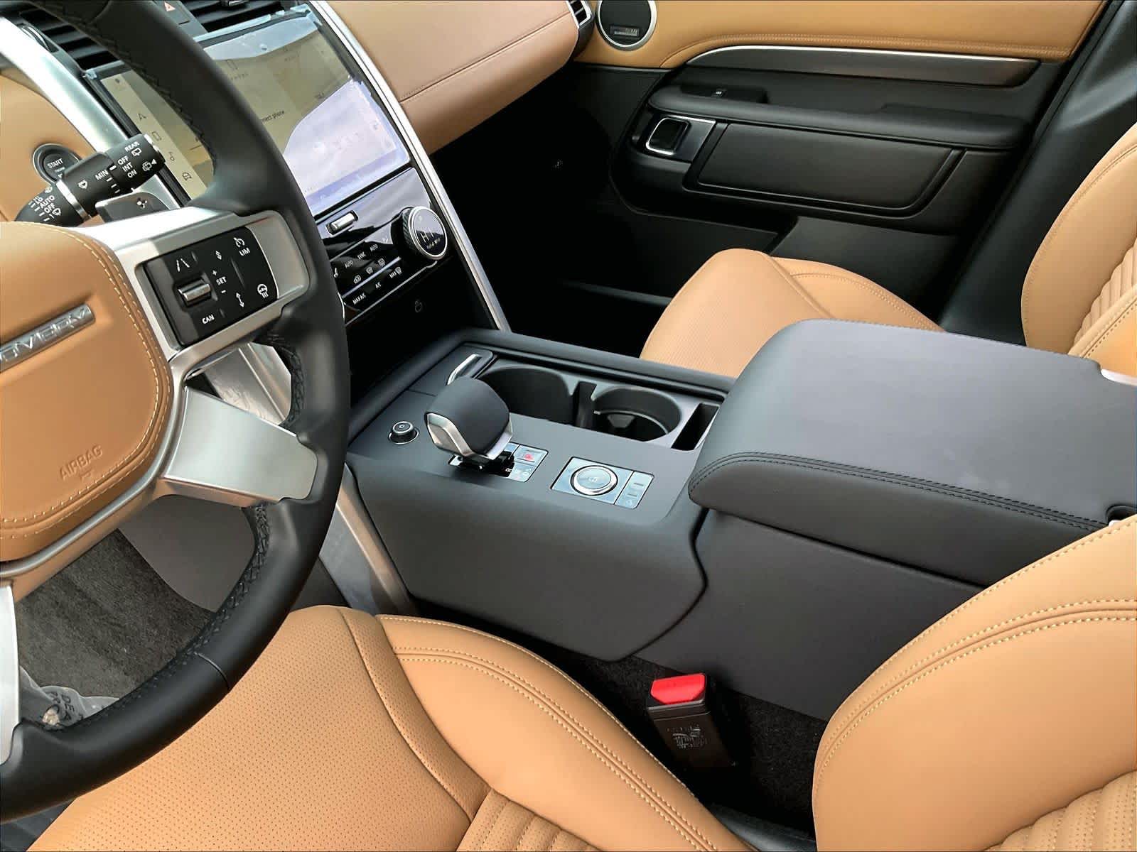 2025 Land Rover Discovery Metropolitan Edition - Photo 10