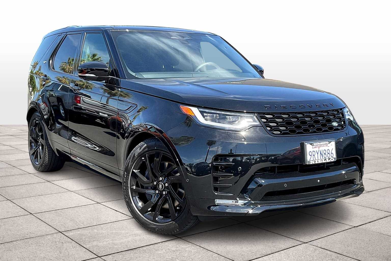 2025 Land Rover Discovery SE photo 2