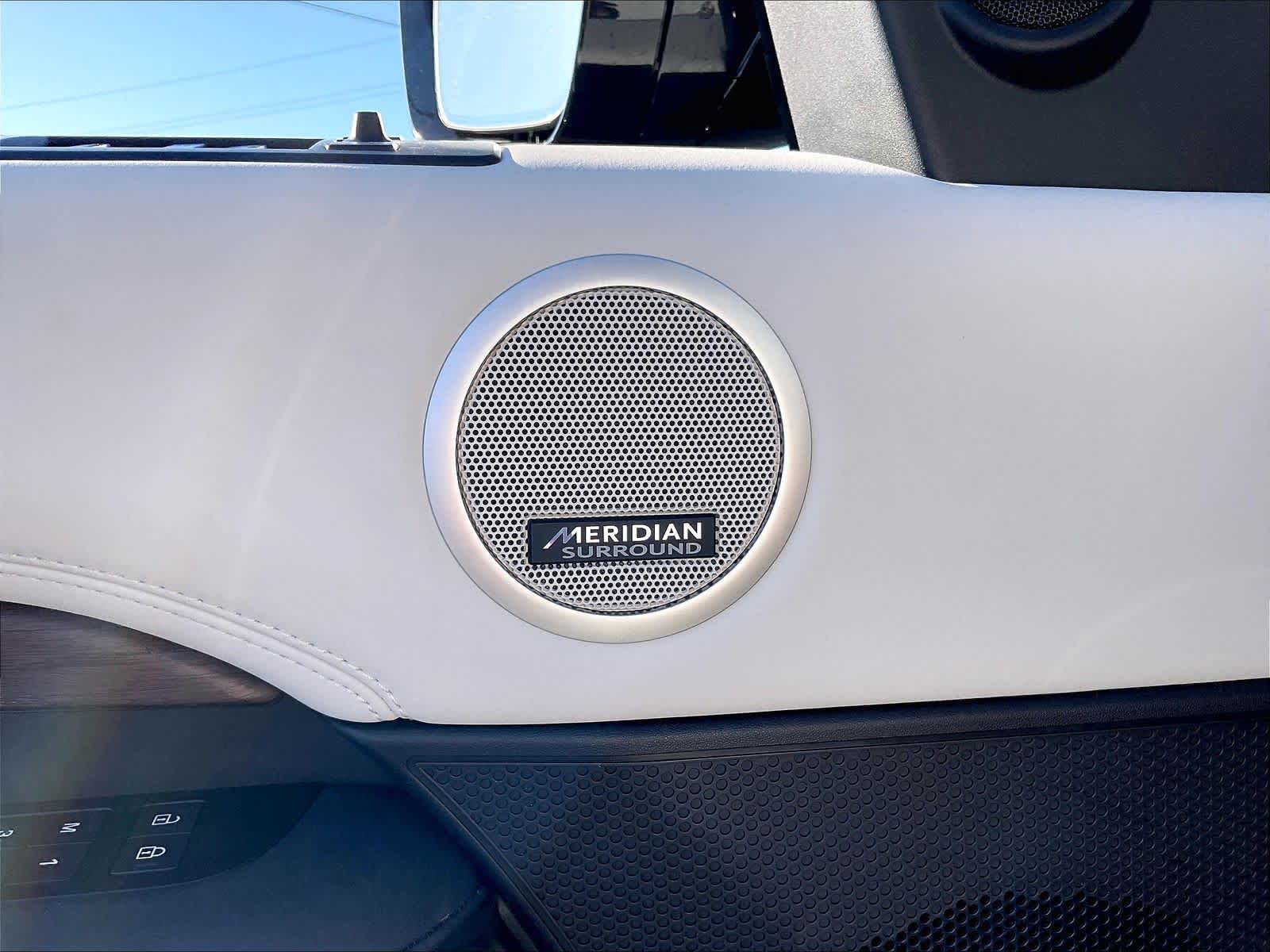 2025 Land Rover Discovery S - Photo 35