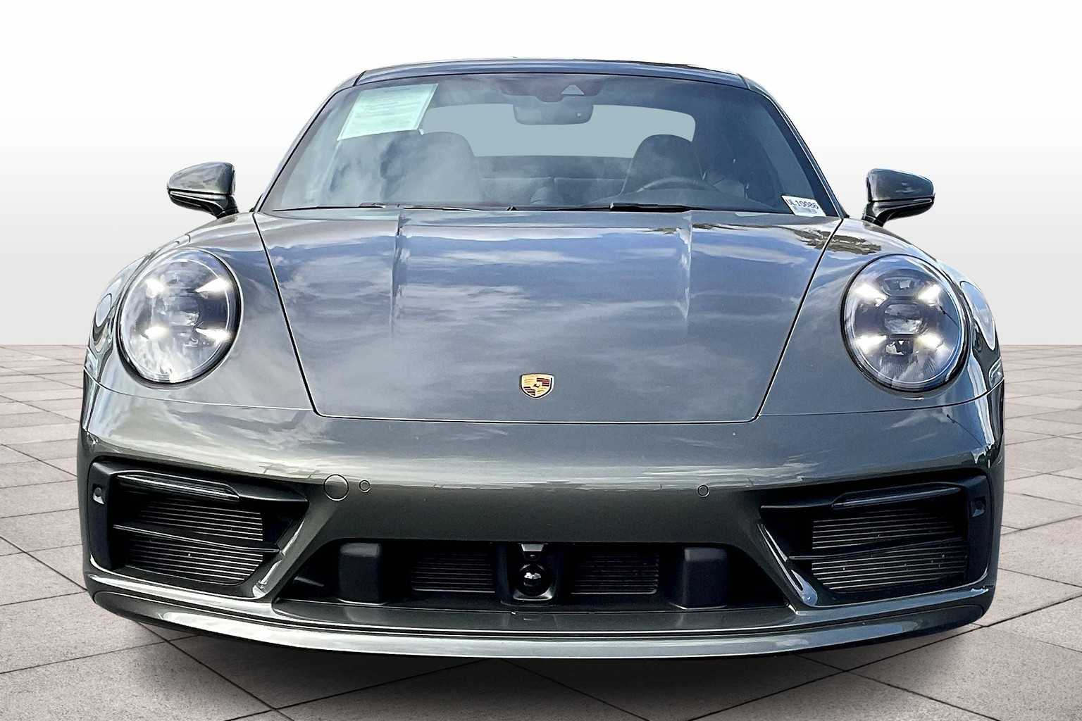 2024 Porsche 911 4S photo 3
