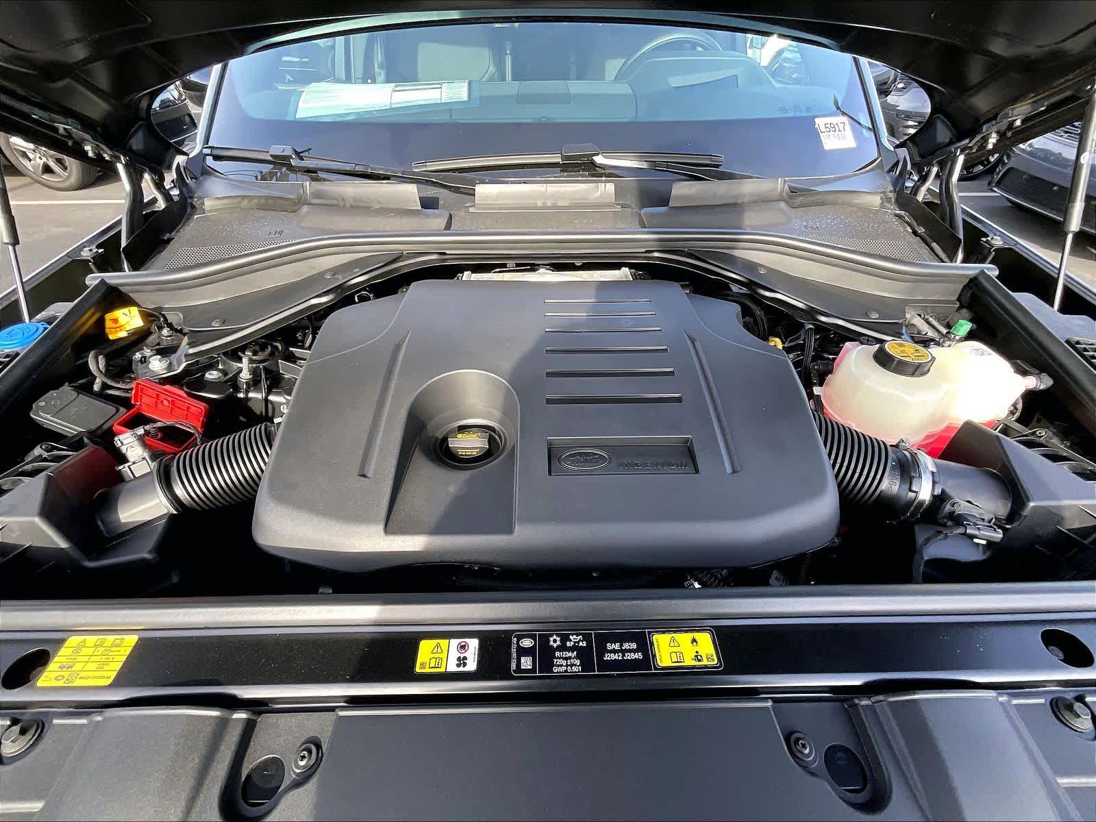 2025 Land Rover Range Rover SE - Photo 13