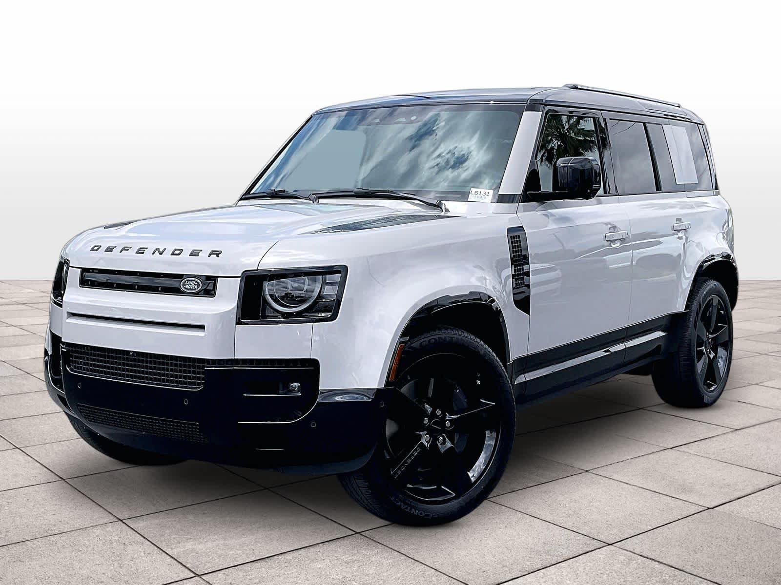2026 Land Rover Defender 110 X-Dynamic SE P400's photo