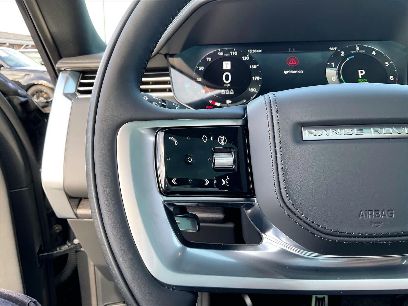 2025 Land Rover Range Rover SE - Photo 17