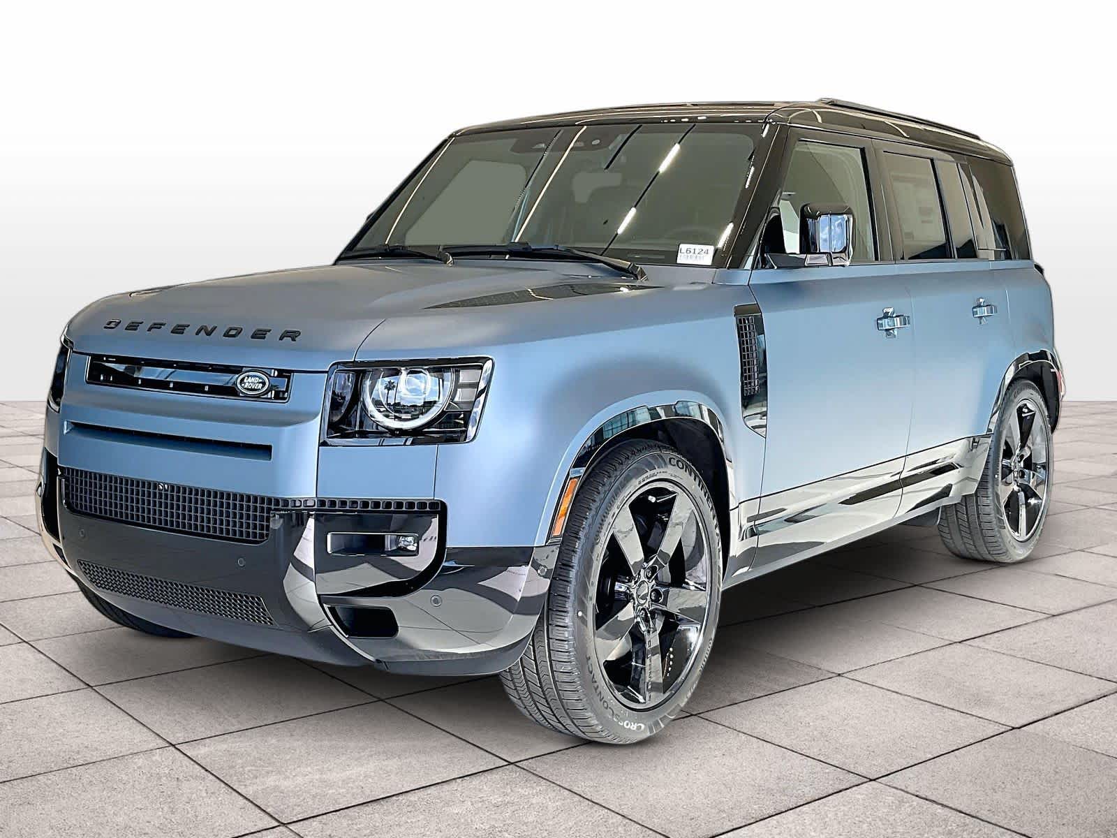2026 Land Rover Defender 110 X-Dynamic SE P400's photo