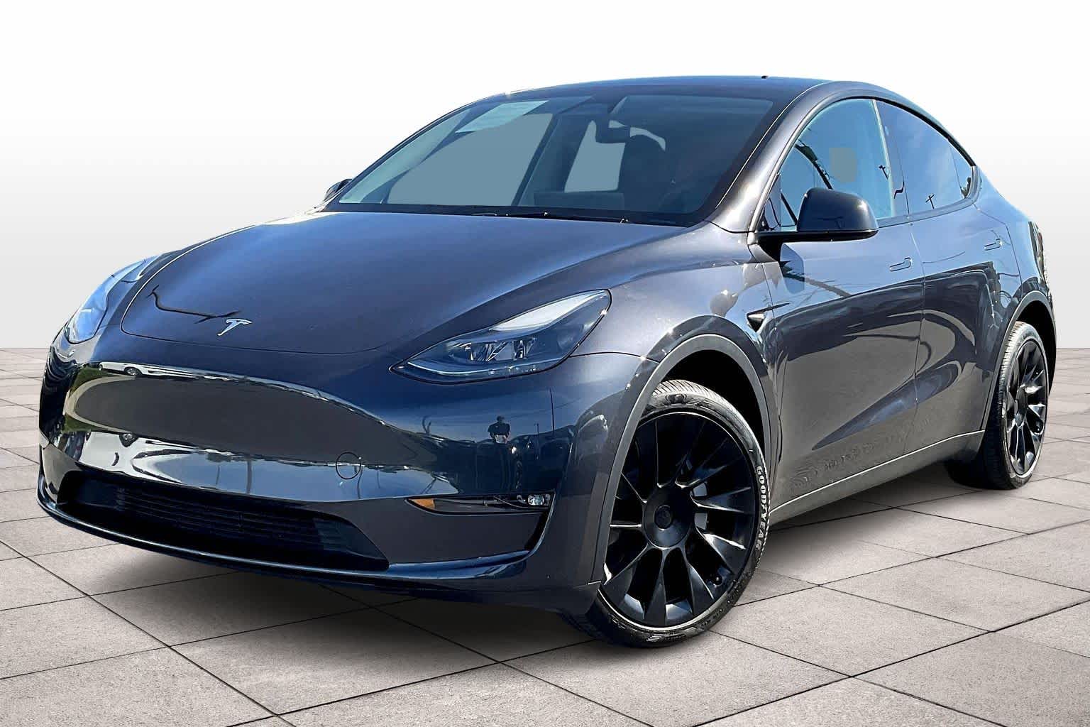 2024 Tesla Model Y Long Range