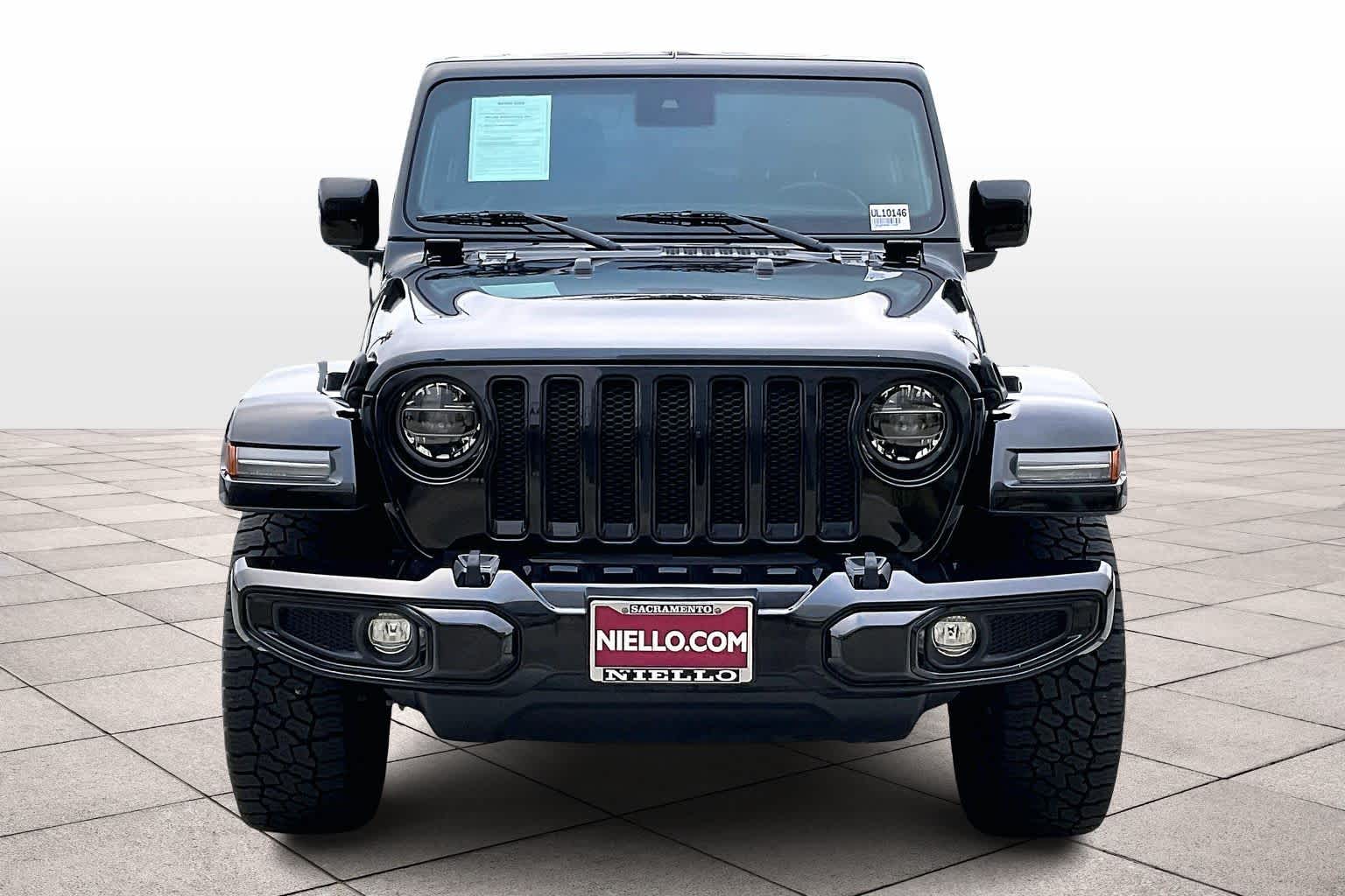 2021 Jeep Wrangler Unlimited Sahara High Altitude photo 3