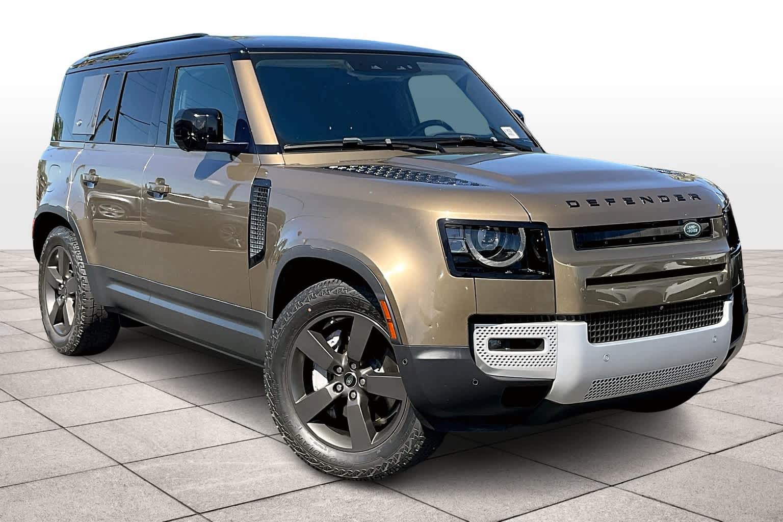 Used 2020 Land Rover Defender SE with VIN SALEP7EU0L2003939 for sale in Sacramento, CA