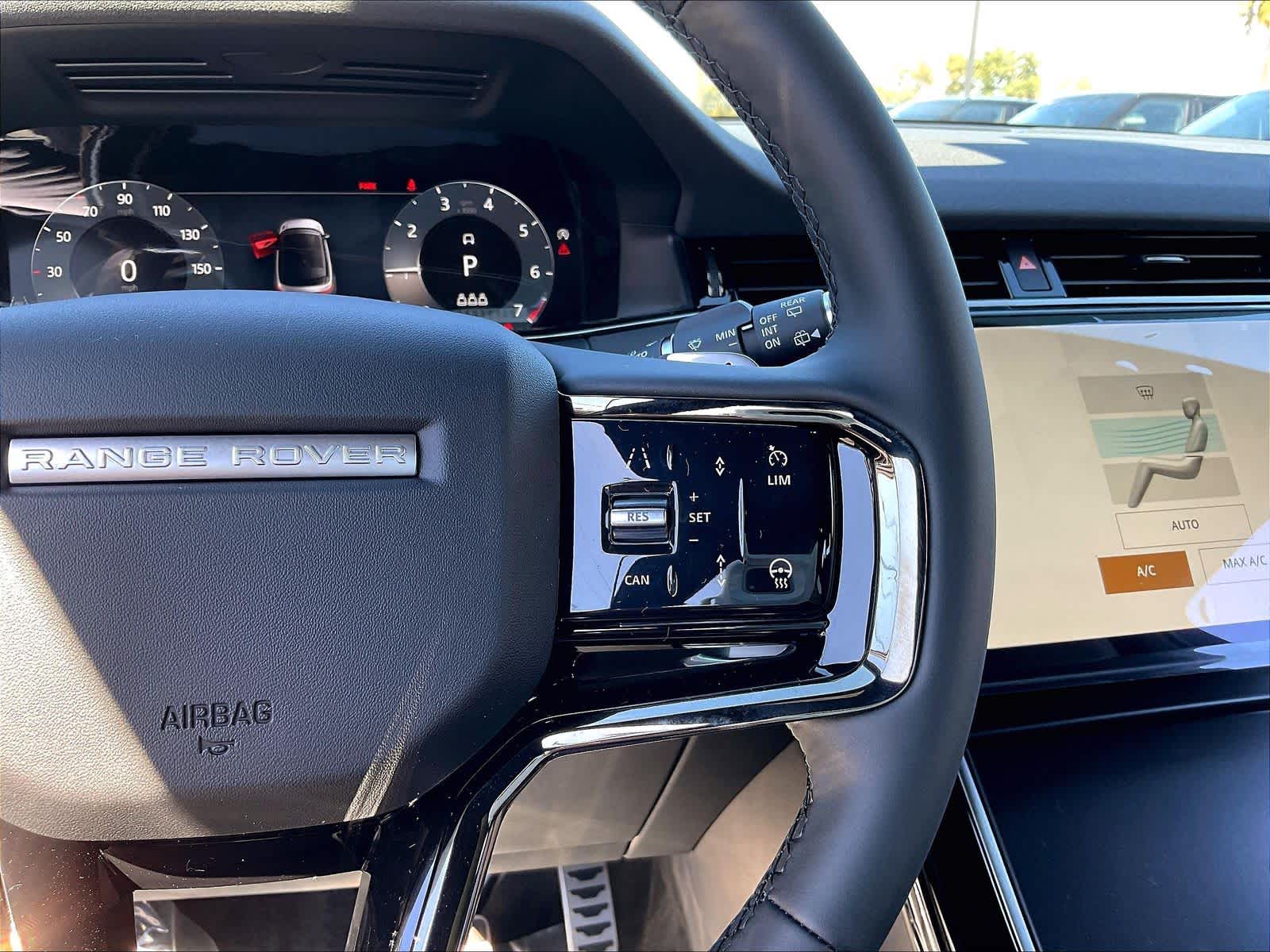 2026 Land Rover Range Rover Evoque Dynamic SE - Photo 18