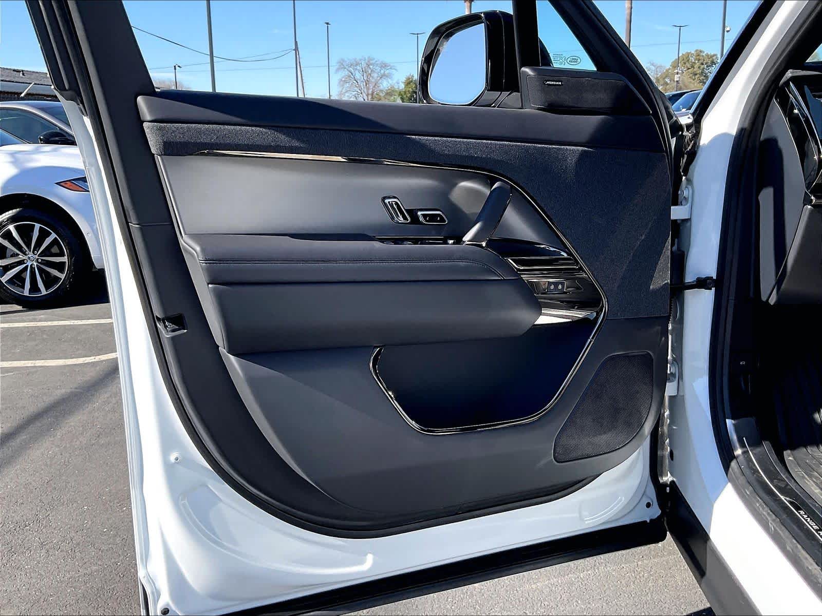 2025 Land Rover Range Rover Sport Dynamic SE - Photo 24