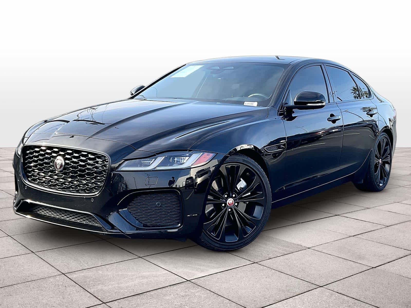 2022 Jaguar XF SE