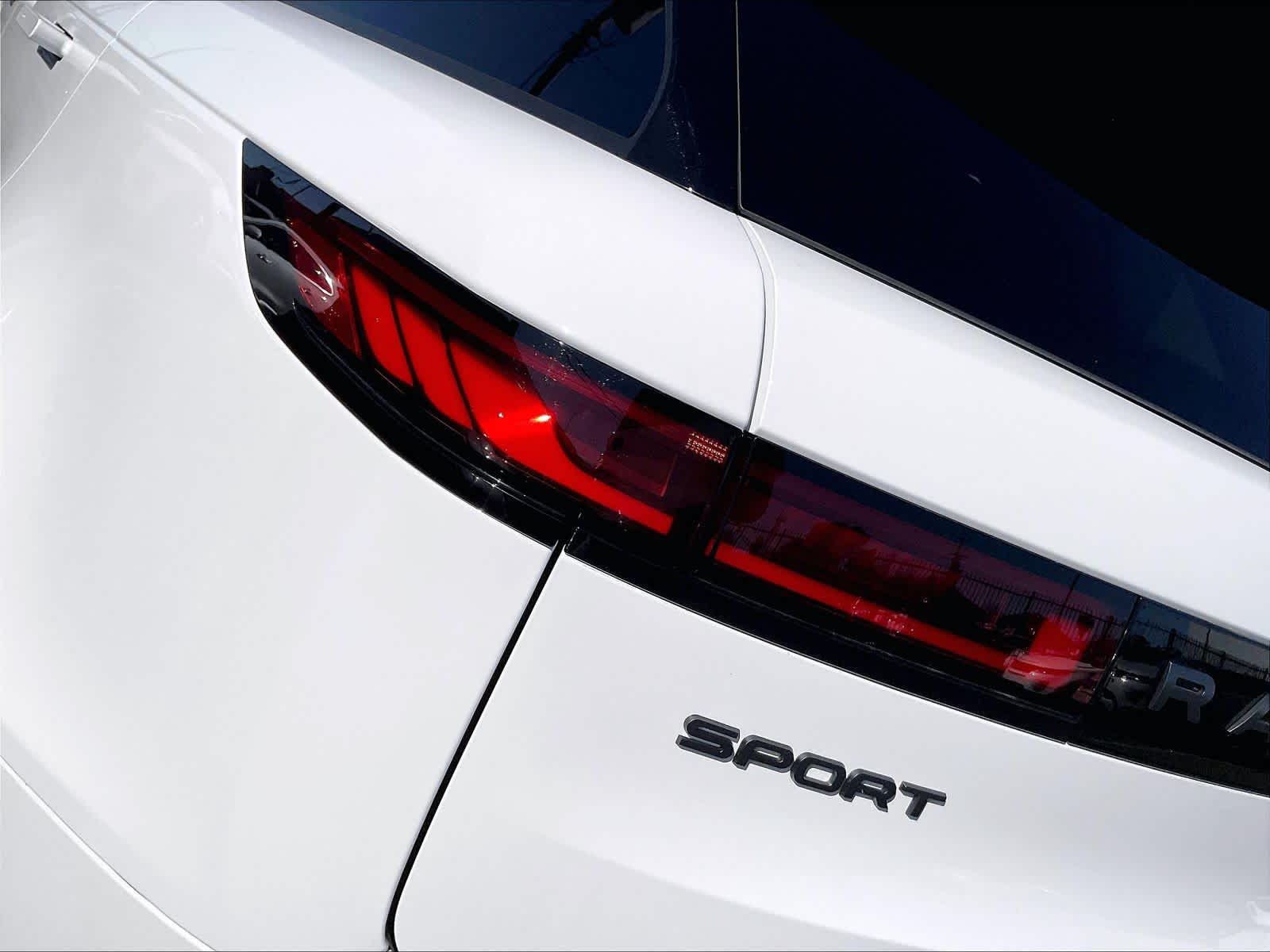 2025 Land Rover Range Rover Sport Dynamic SE - Photo 25