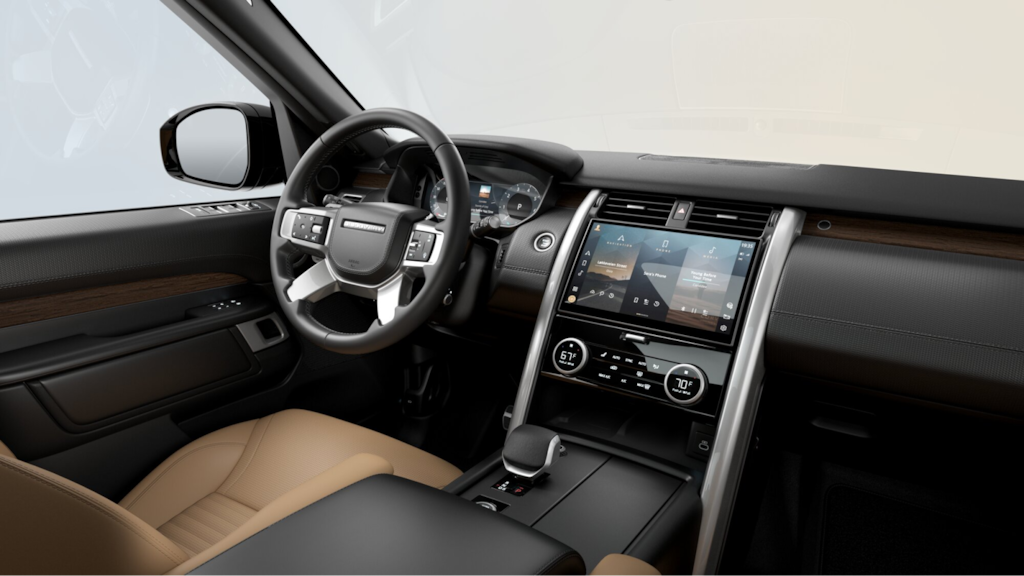 New 2026 Land Rover Discovery Dynamic SE SUV