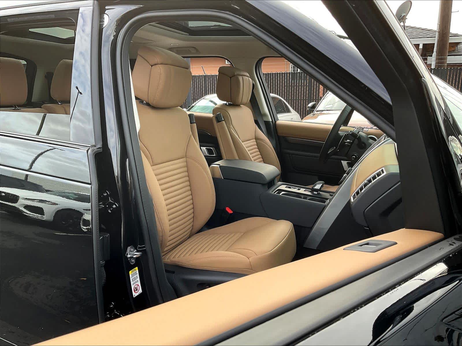 2025 Land Rover Discovery Metropolitan Edition - Photo 31