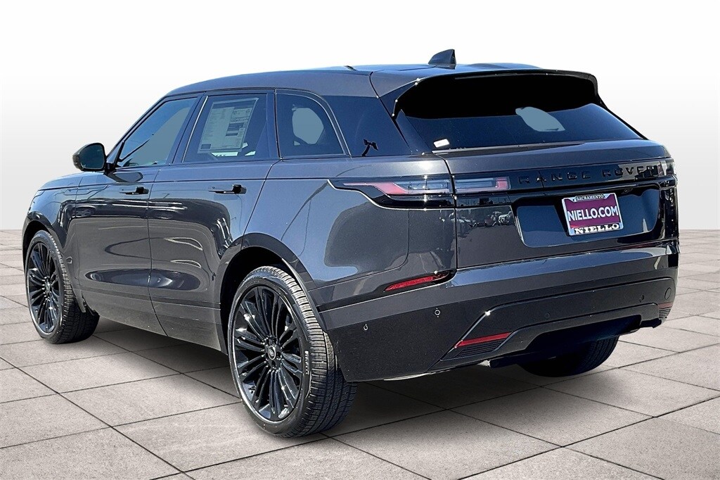 2026 Land Rover Range Rover Velar SE photo 3