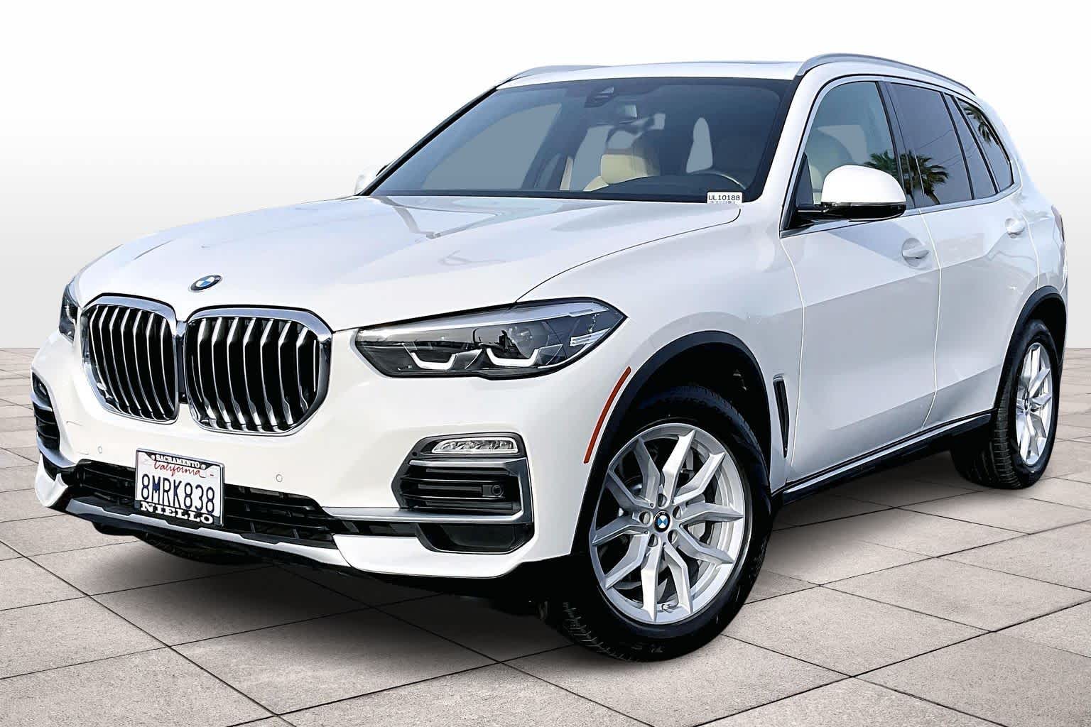 2020 BMW X5 40i's photo