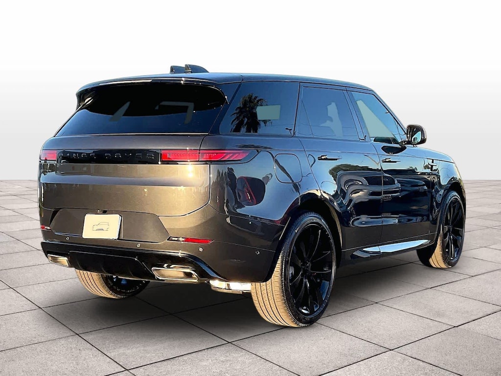 New 2026 Land Rover Range Rover Sport Dynamic SE SUV