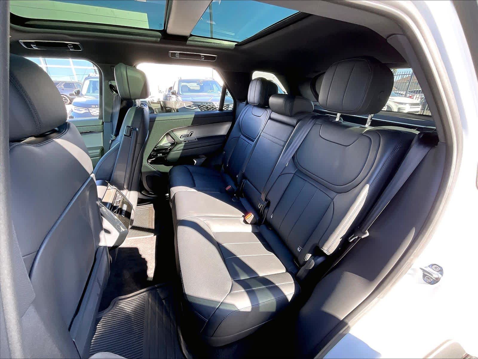 2025 Land Rover Range Rover Sport Dynamic SE - Photo 12