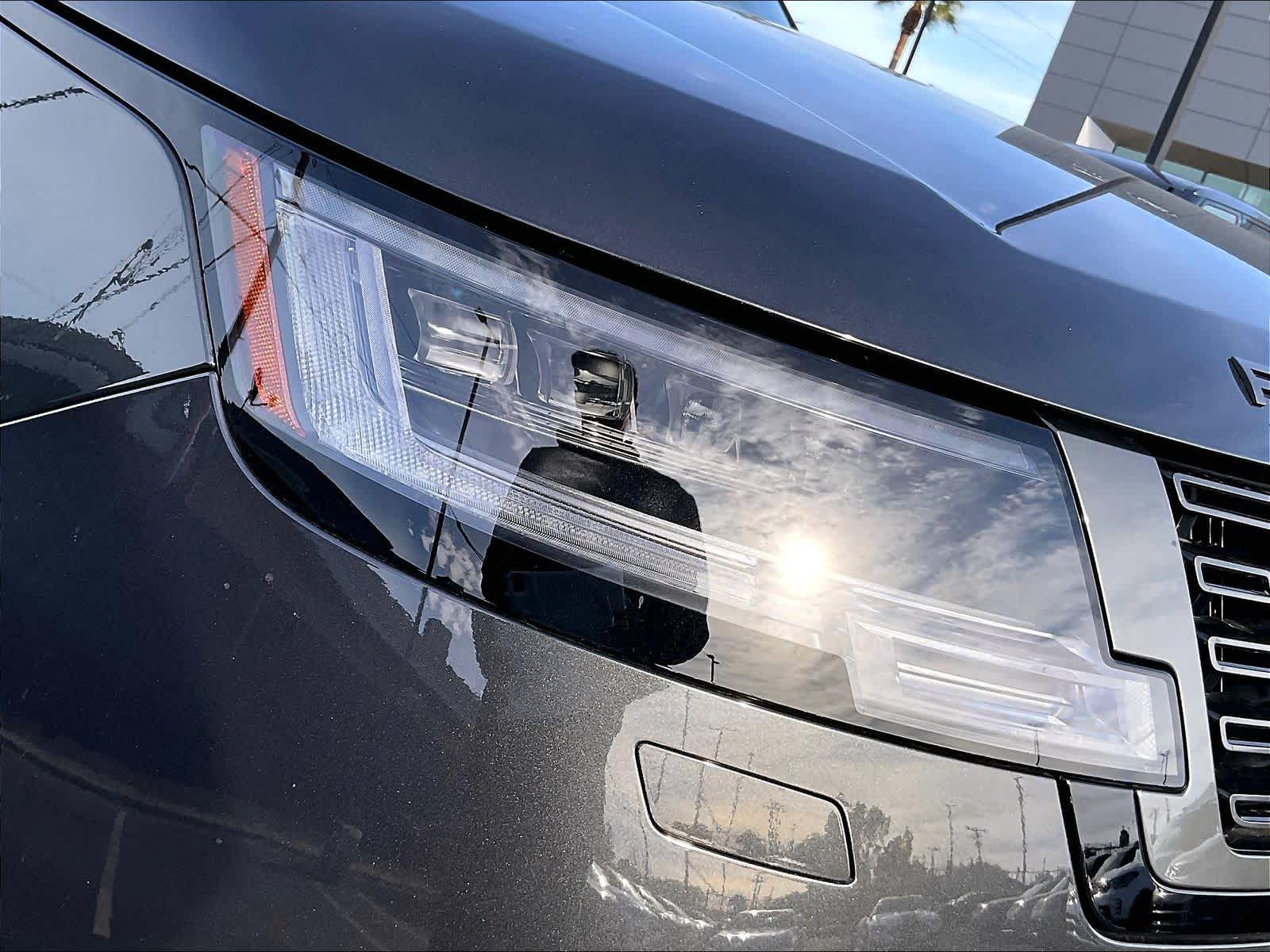 2025 Land Rover Range Rover SE - Photo 33