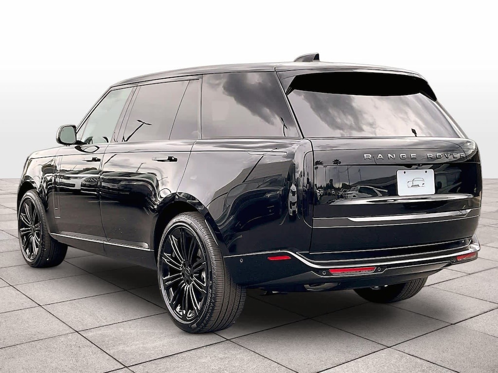 New 2026 Land Rover Range Rover SE 7 Seats SUV