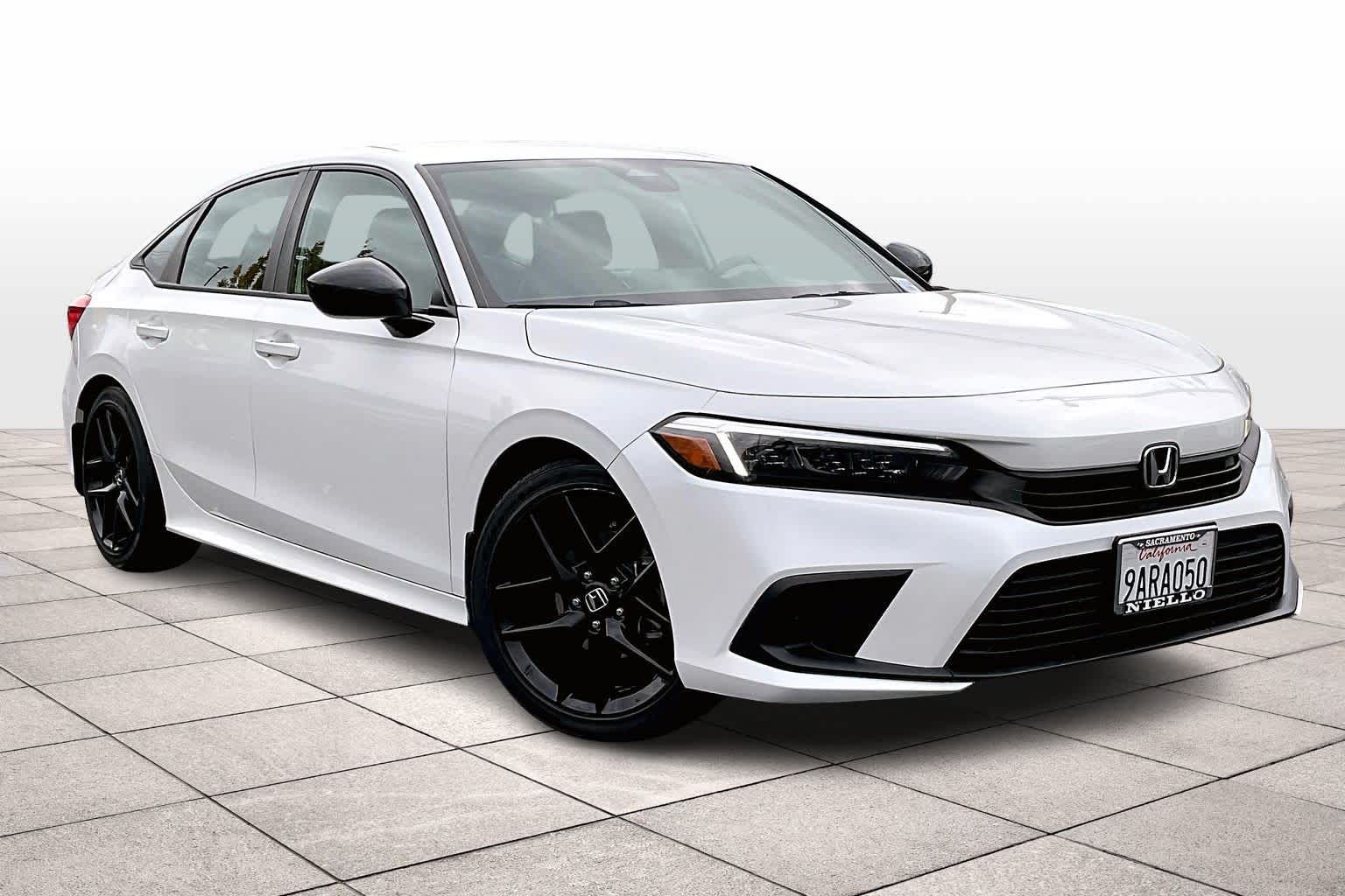 2022 Honda Civic Sport photo 2