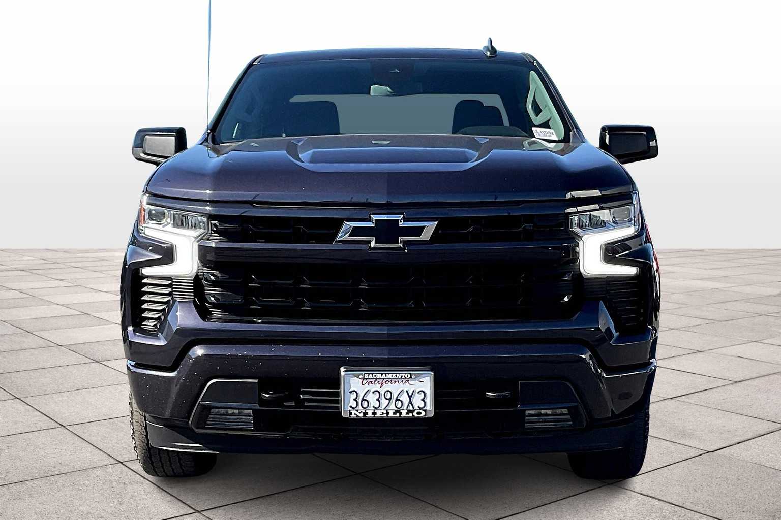 2023 Chevrolet Silverado 1500 RST photo 3