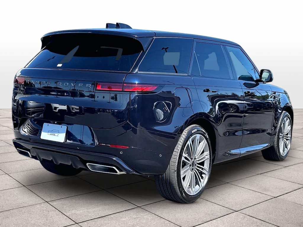 New 2026 Land Rover Range Rover Sport Dynamic SE SUV