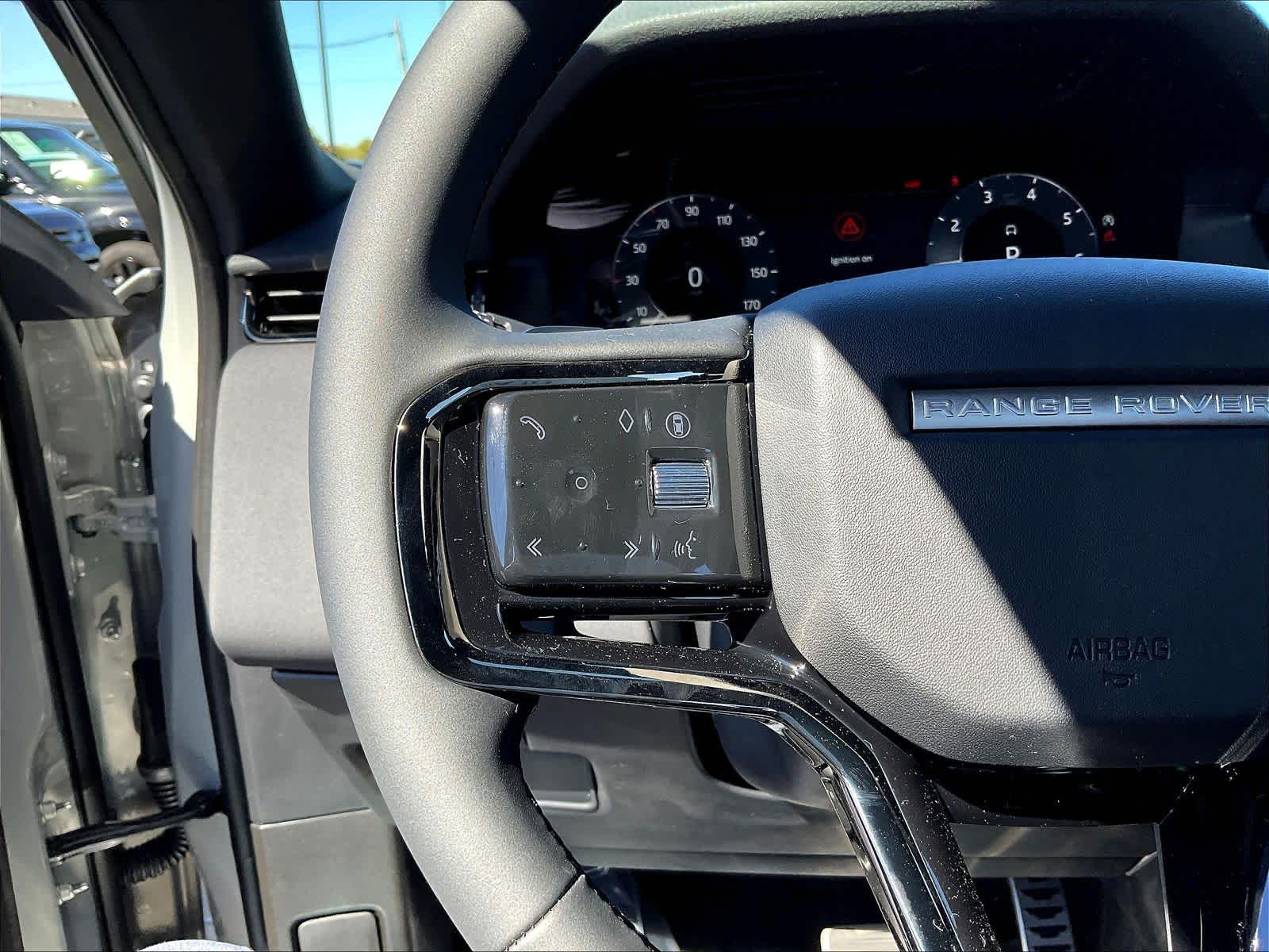 2026 Land Rover Range Rover Evoque Dynamic SE - Photo 17