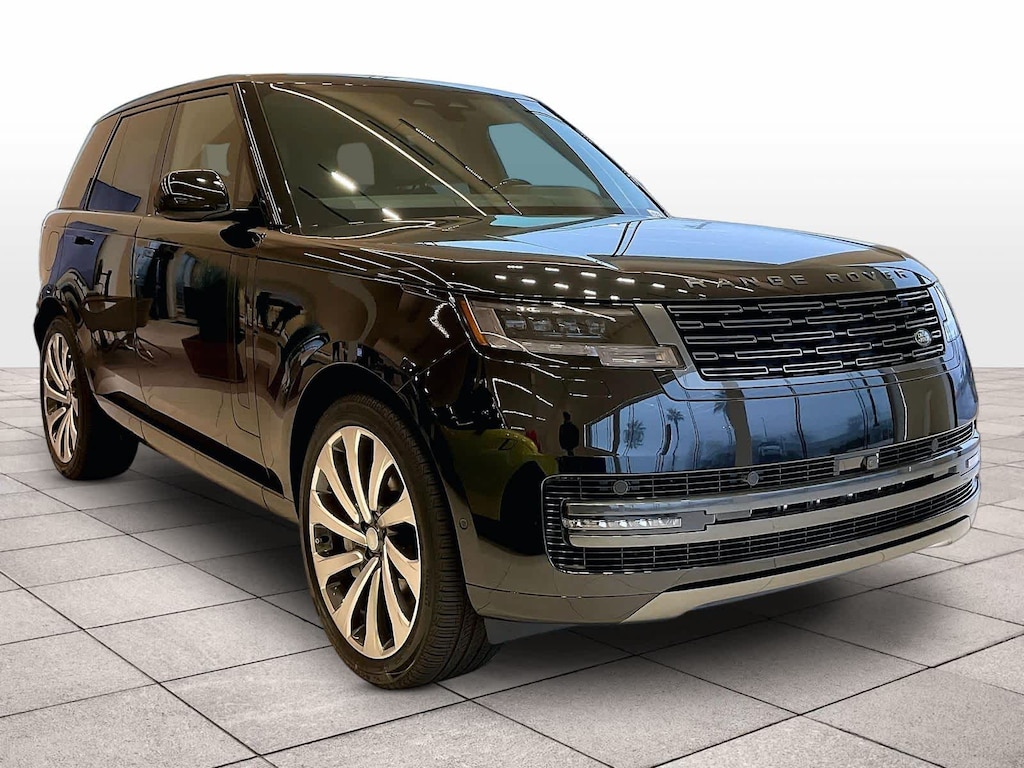 New 2025 Land Rover Range Rover SE SUV