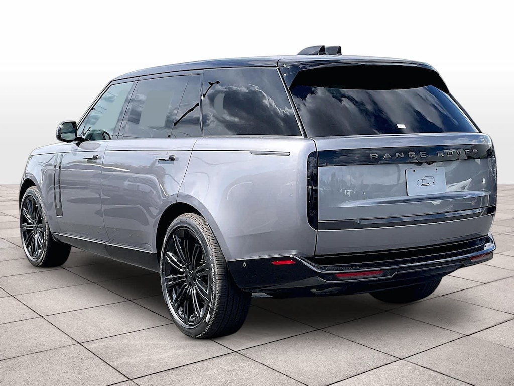 New 2026 Land Rover Range Rover SE 7 Seats SUV