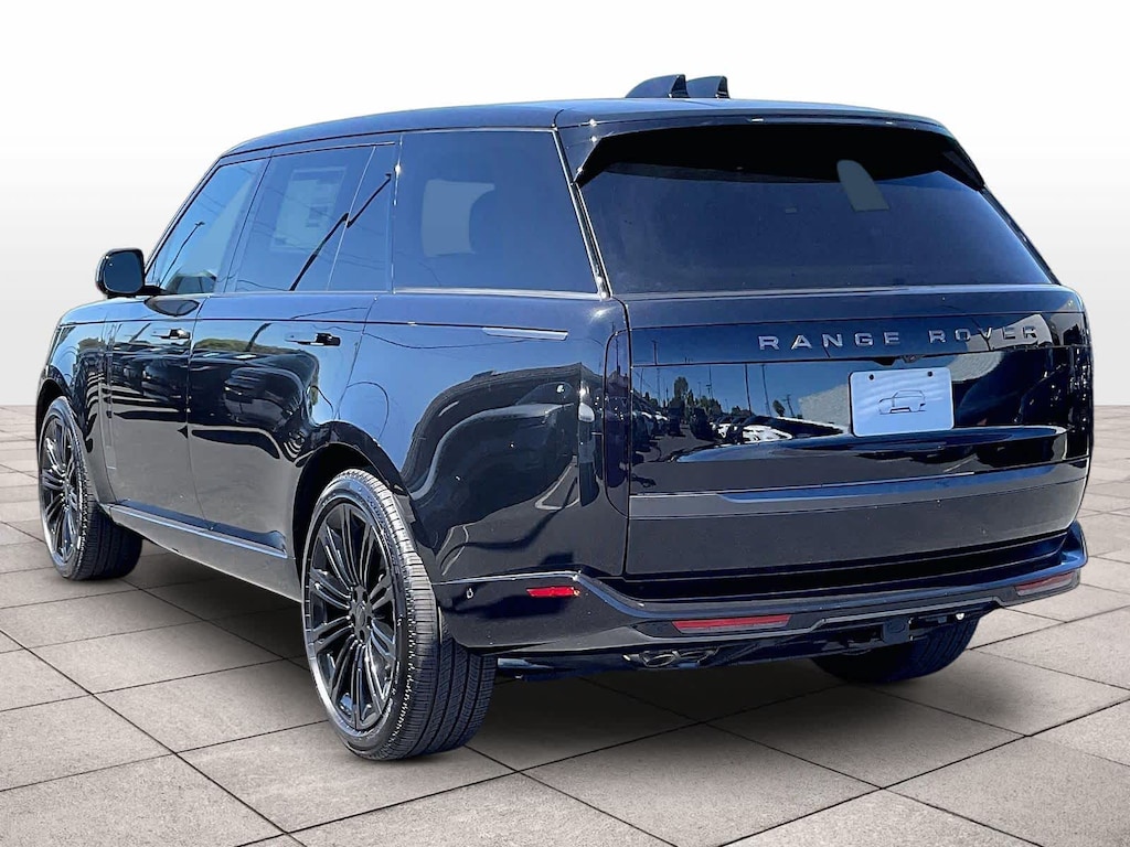 New 2026 Land Rover Range Rover SE LWB 7-Seats / V8 SUV