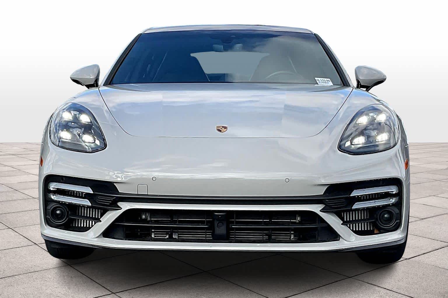 2022 Porsche Panamera Turbo S photo 3