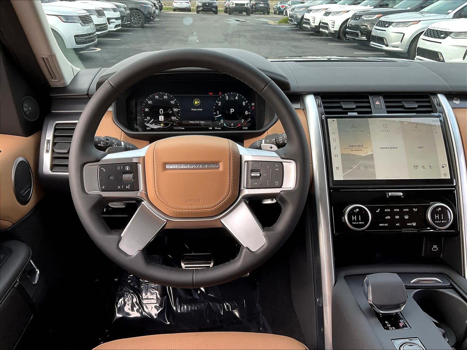 2025 Land Rover Discovery Metropolitan Edition - Photo 15