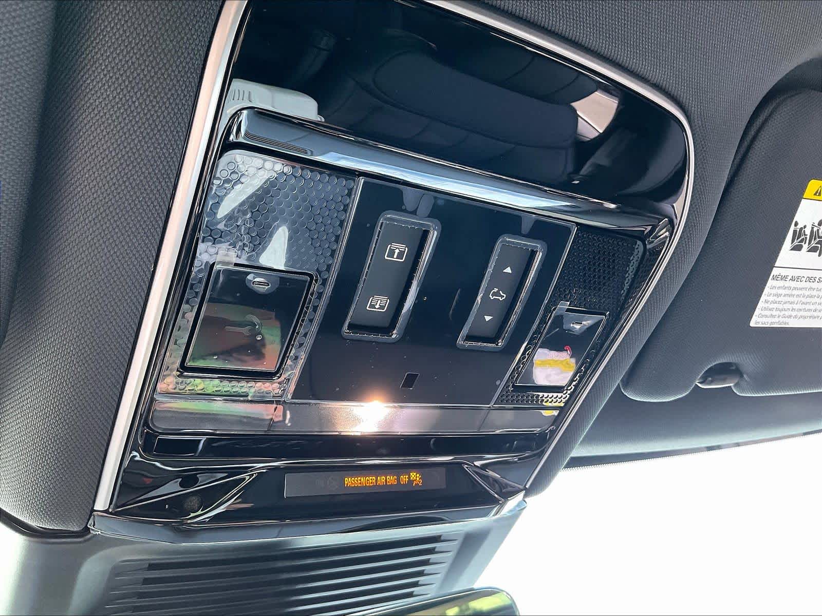 2025 Land Rover Range Rover SE - Photo 21