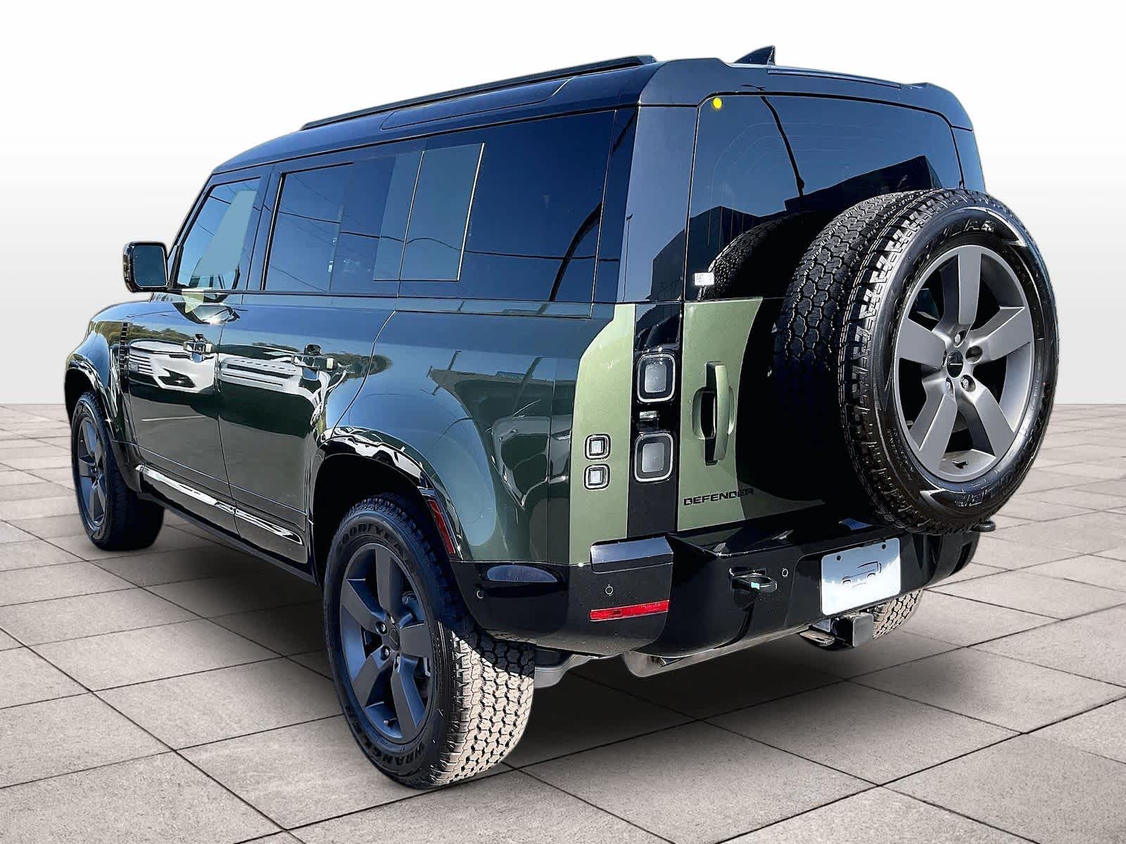 New 2026 Land Rover Defender 110 X-Dynamic SE SUV