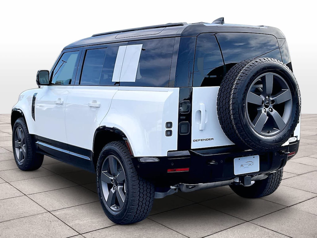 New 2026 Land Rover Defender 110 X-Dynamic SE SUV