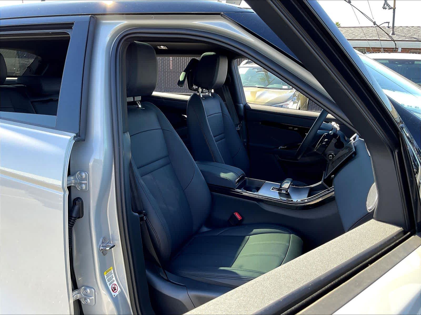 2026 Land Rover Range Rover Evoque Dynamic SE - Photo 31