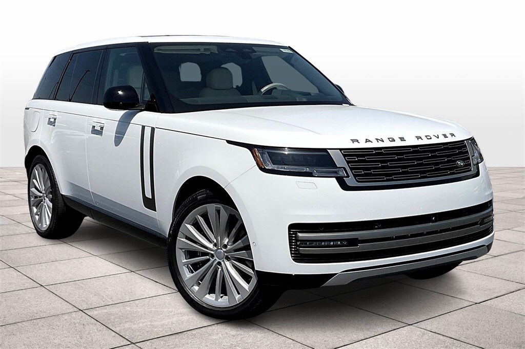 2025 Land Rover Range Rover SE photo 2