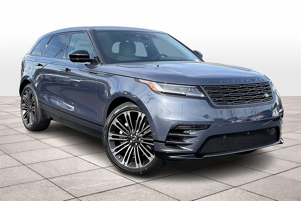 2026 Land Rover Range Rover Velar SE photo 2