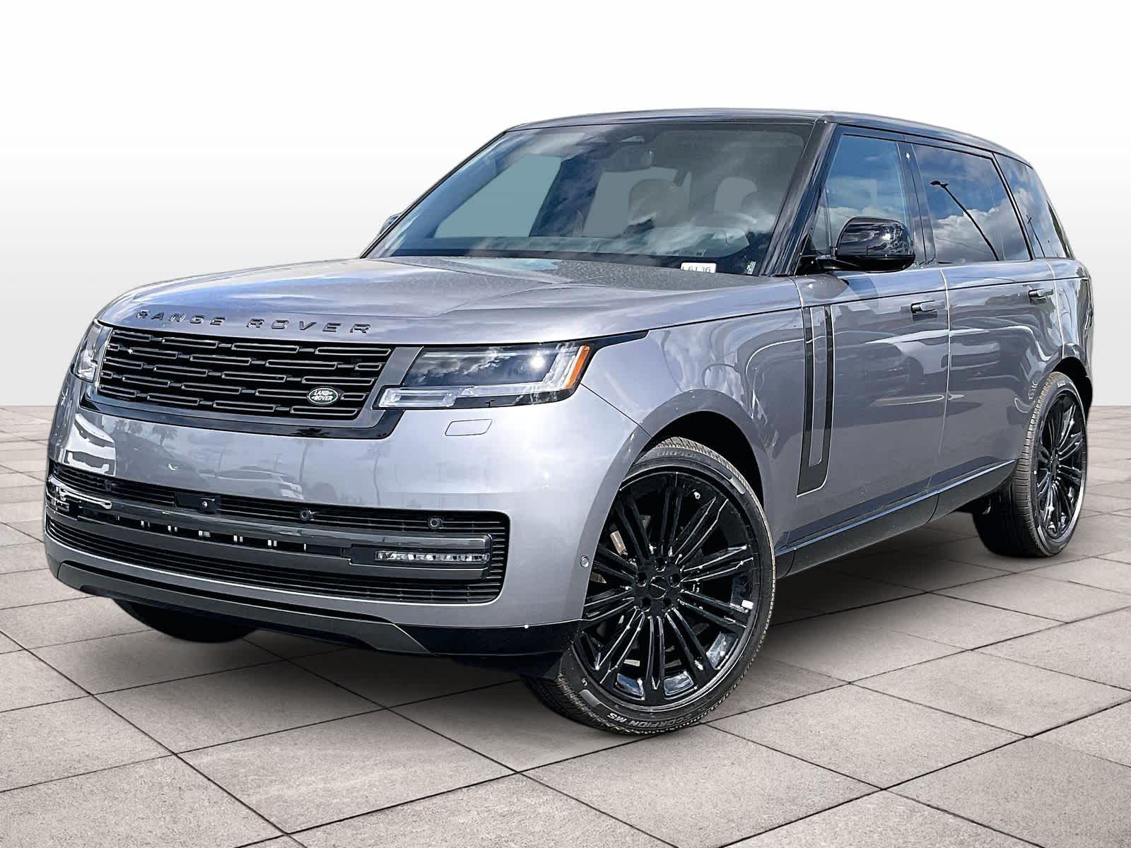 2026 Land Rover Range Rover 3.0 SE LWB 7's photo
