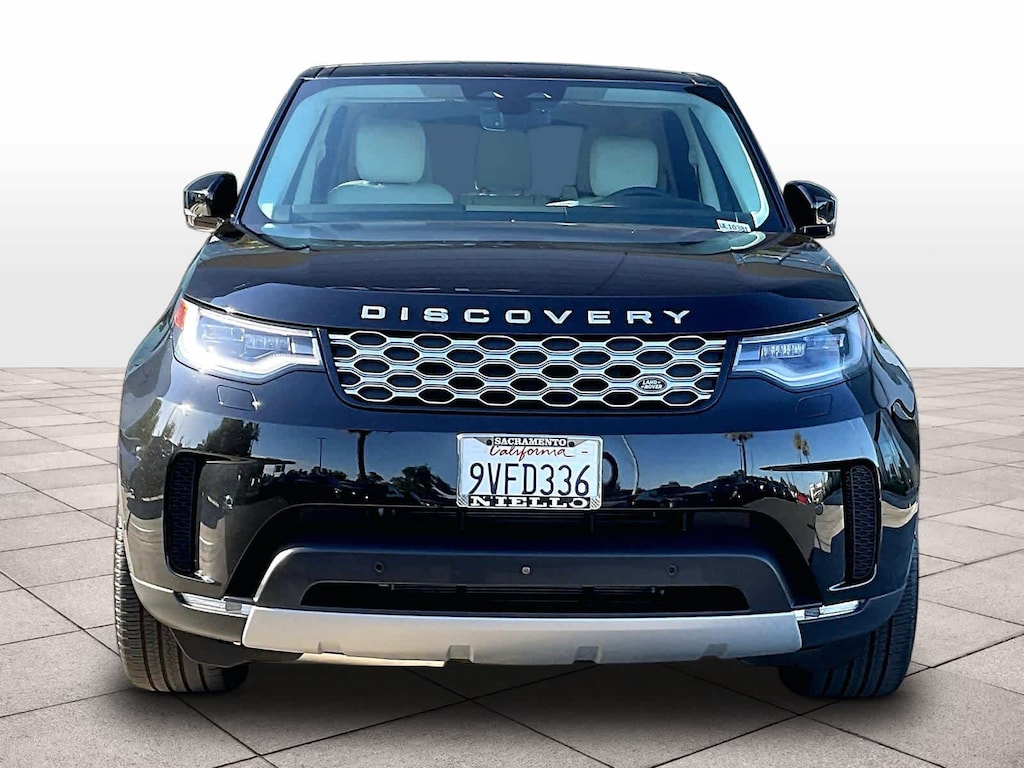 Used 2025 Land Rover Discovery S P300