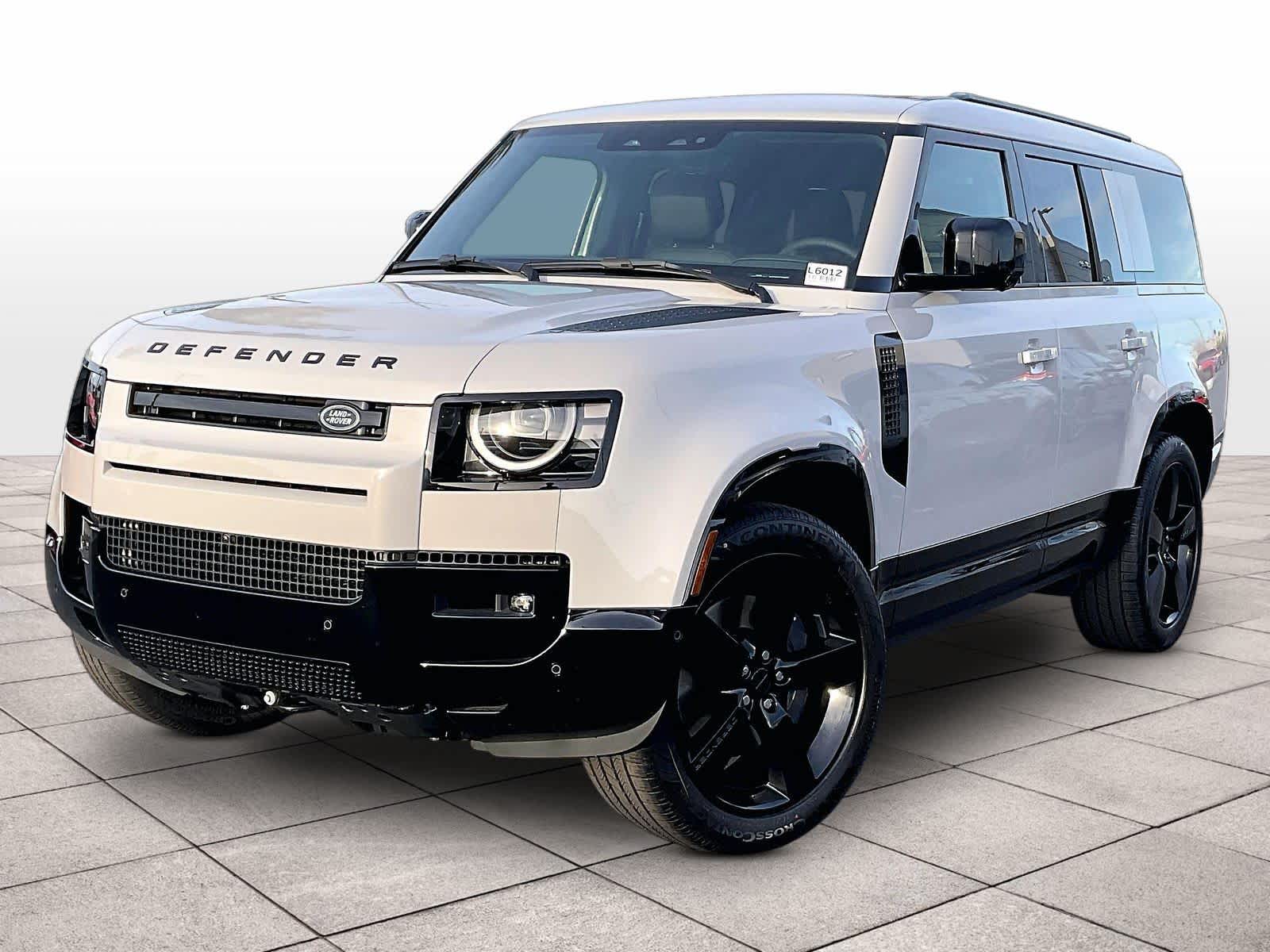 2026 Land Rover Defender 130 X-Dynamic SE P400's photo