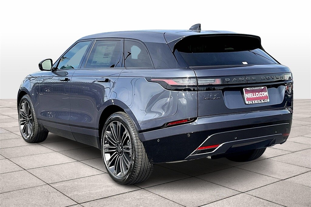 2026 Land Rover Range Rover Velar SE photo 3