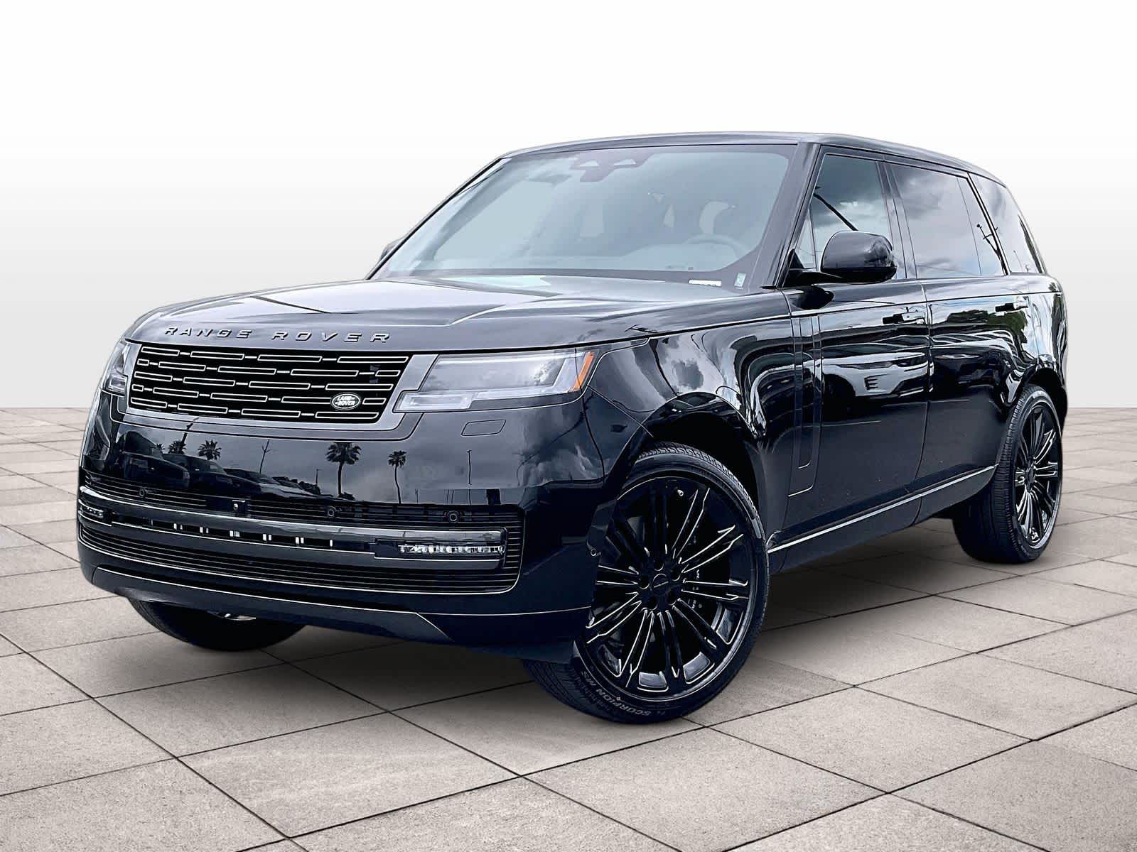2026 Land Rover Range Rover 3.0 SE LWB 7's photo