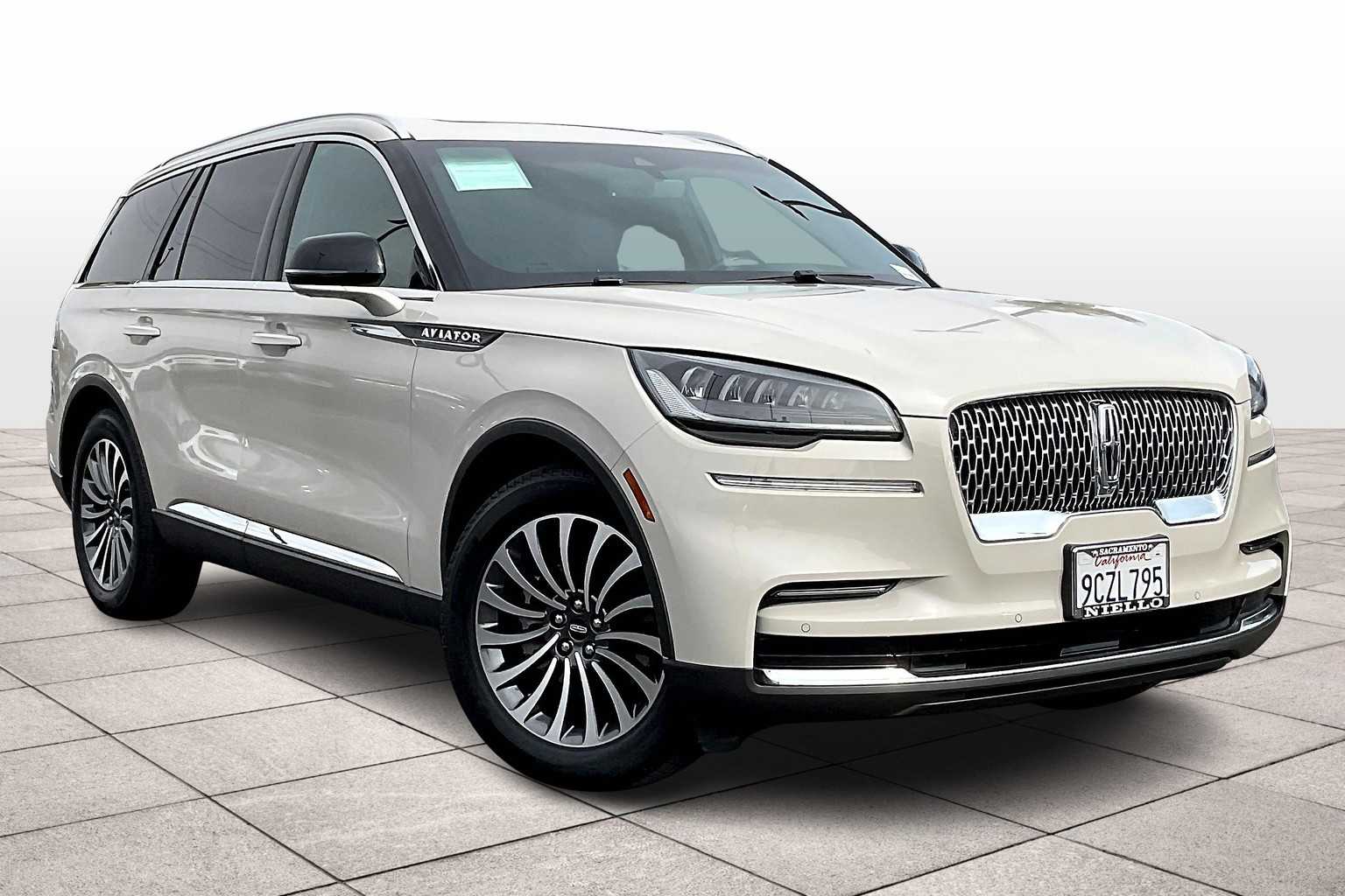 2022 Lincoln Aviator Reserve photo 2