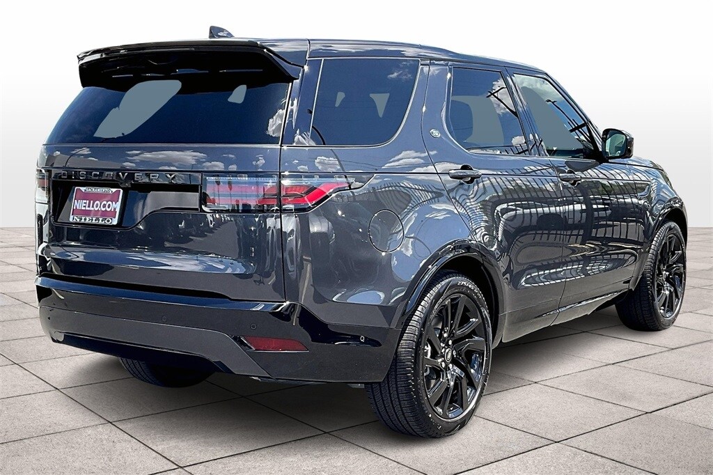 2025 Land Rover Discovery SE photo 4