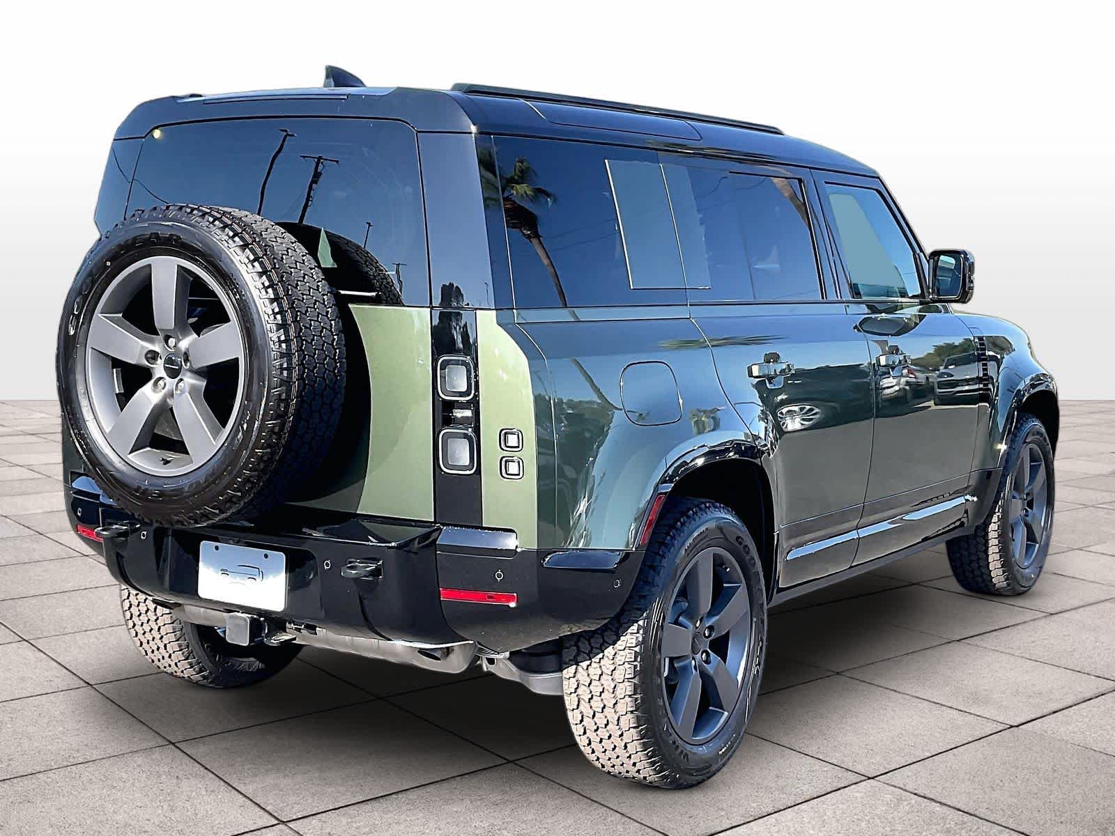 New 2026 Land Rover Defender 110 X-Dynamic SE SUV