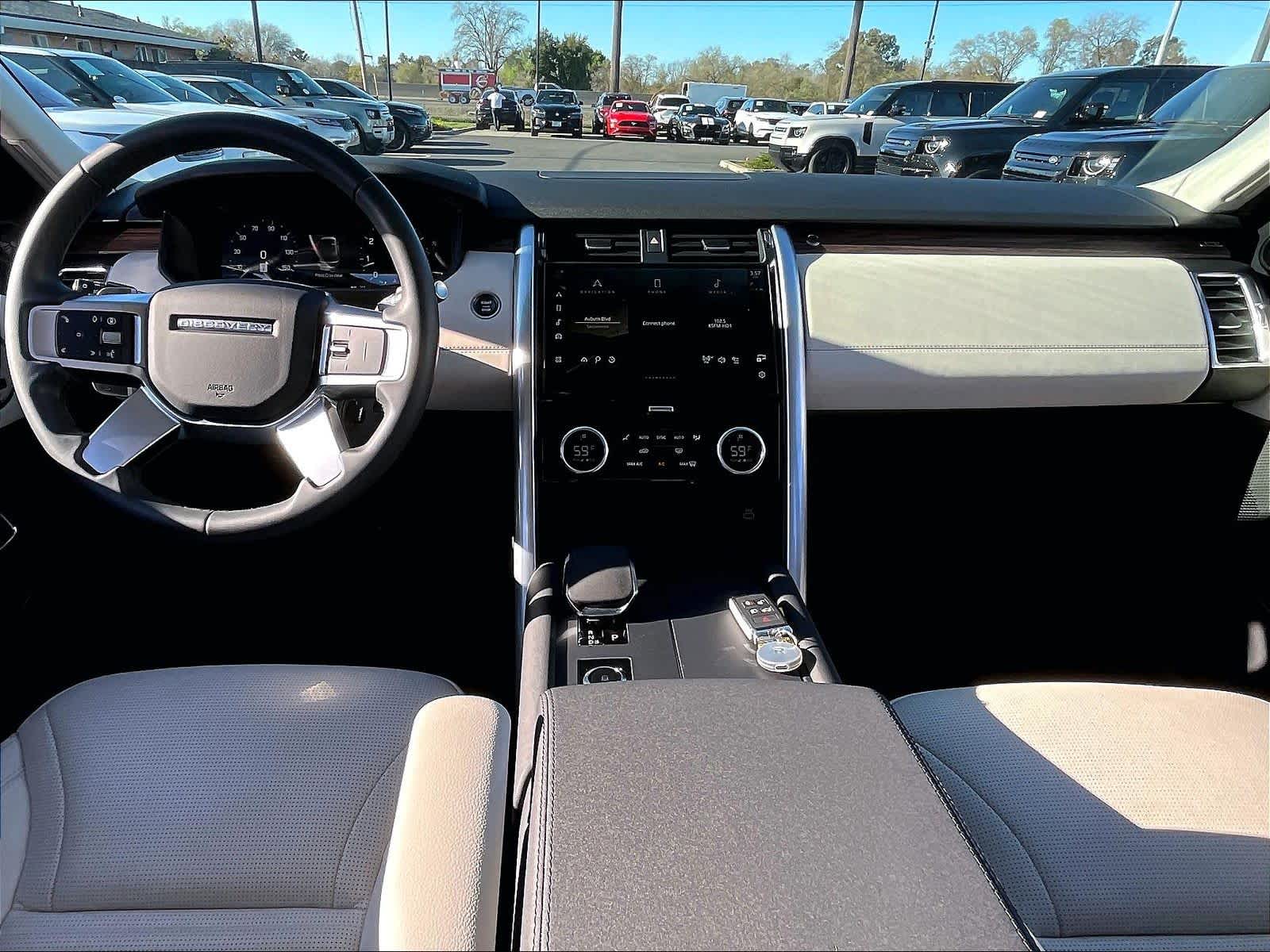2025 Land Rover Discovery S - Photo 17