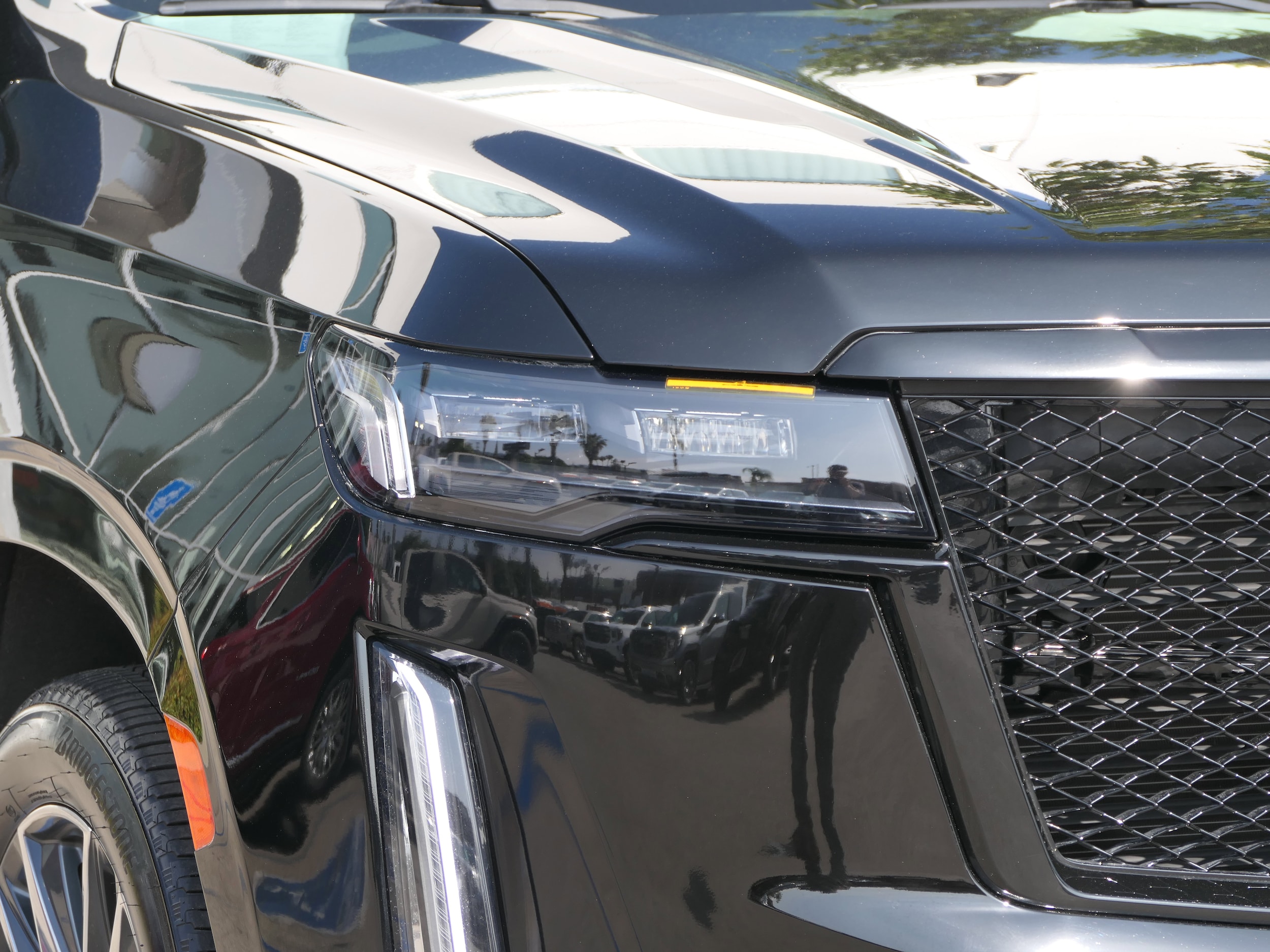2023 Cadillac Escalade Sport - Photo 10