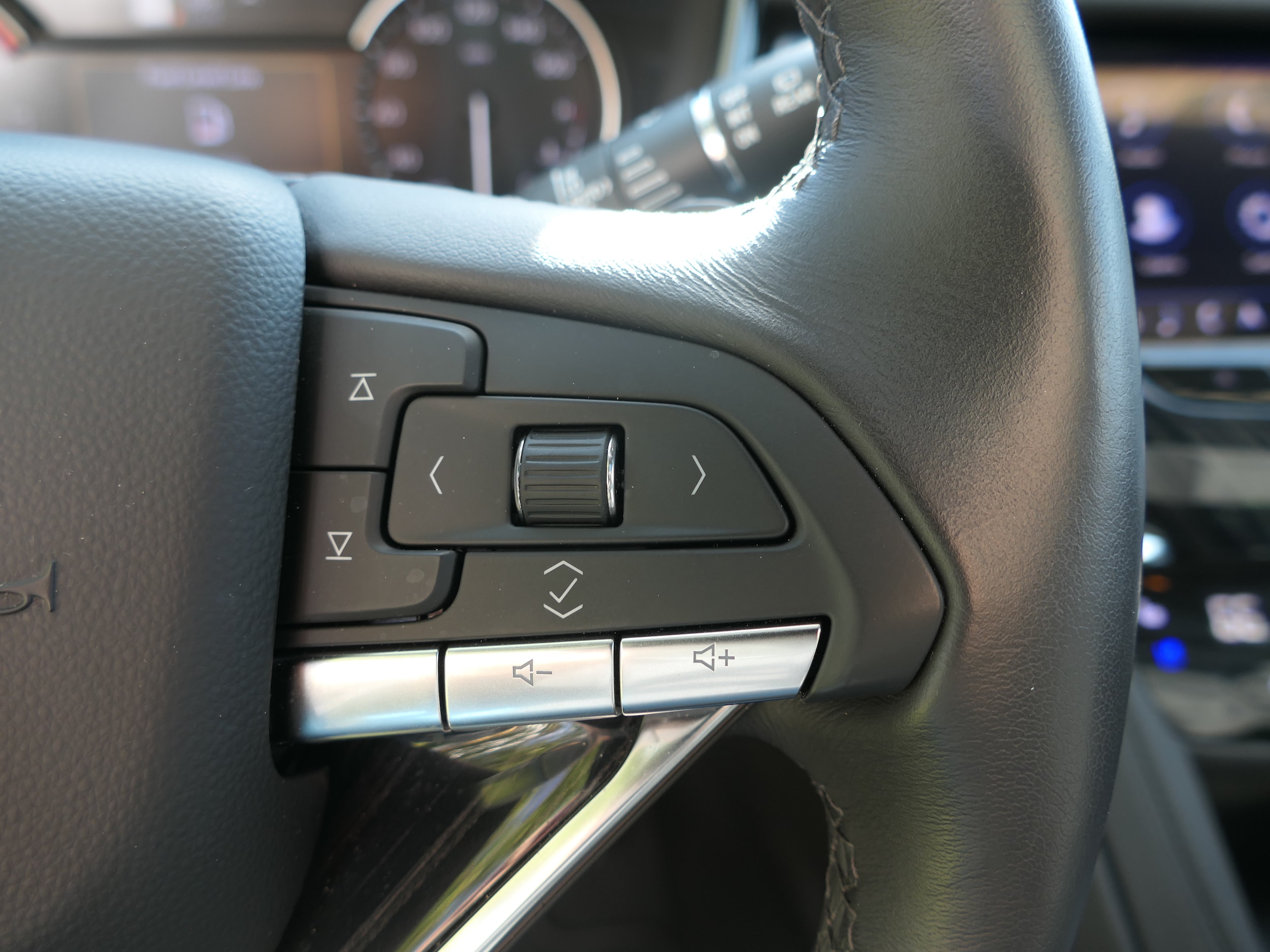 2025 Cadillac XT6 Premium Luxury - Photo 17